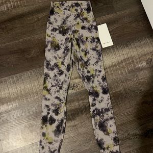 NWT Lululemon align pant 28” size 2